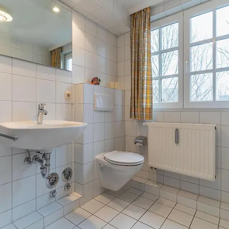 In St Peter-ording, Cleaning Included Böhl